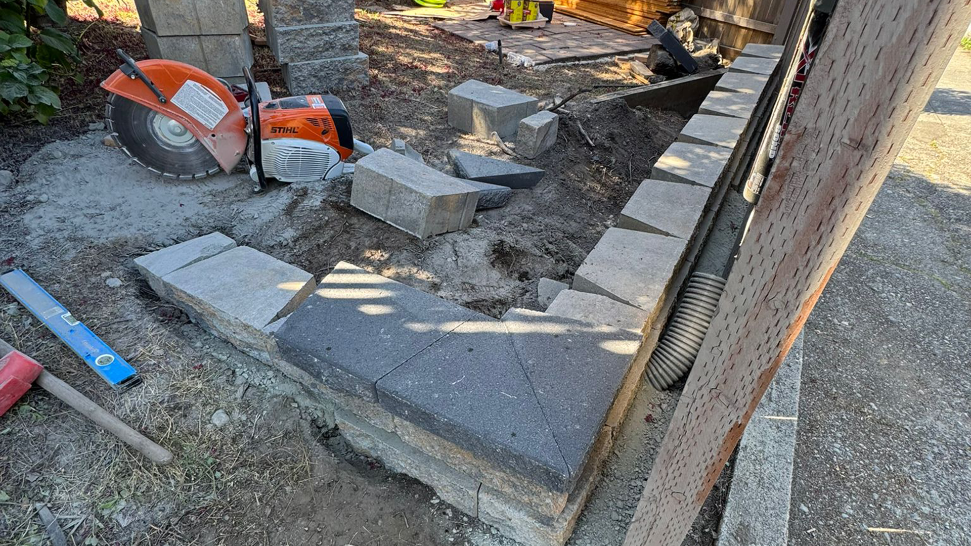 Garden Retaining Wall in Washington by Ecua Landscaping, photo 6 of 7
