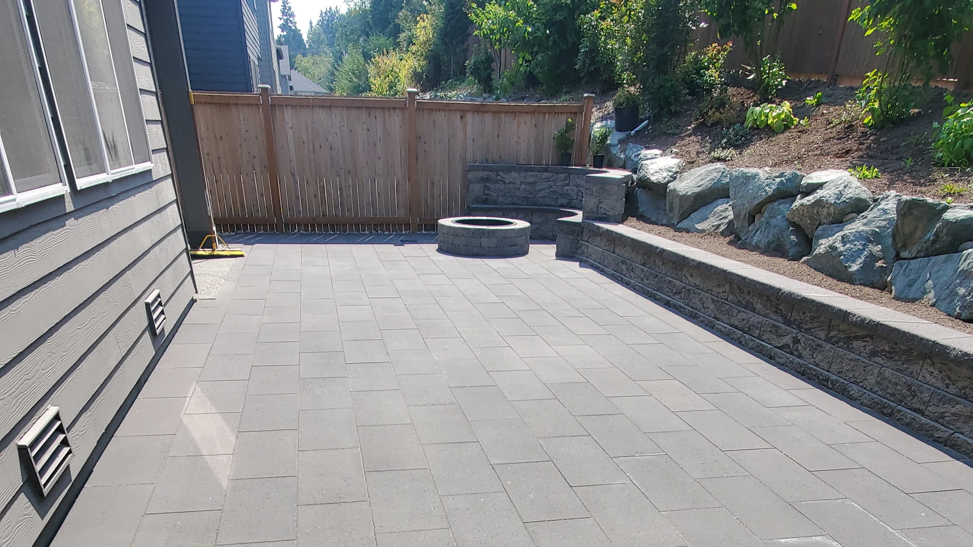 Outdoor Lighting Installation in Washington by Ecua Landscaping, photo 10 of 13