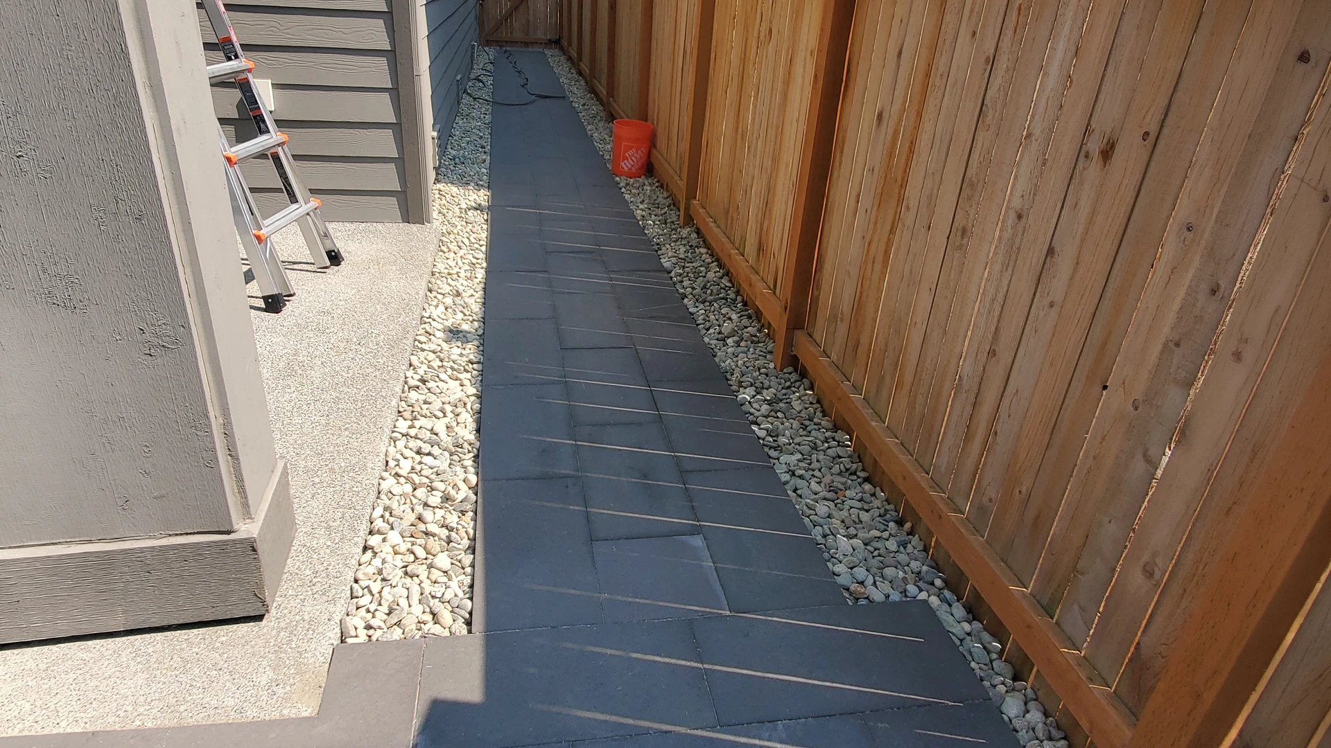 Outdoor Lighting Installation in Washington by Ecua Landscaping, photo 11 of 13