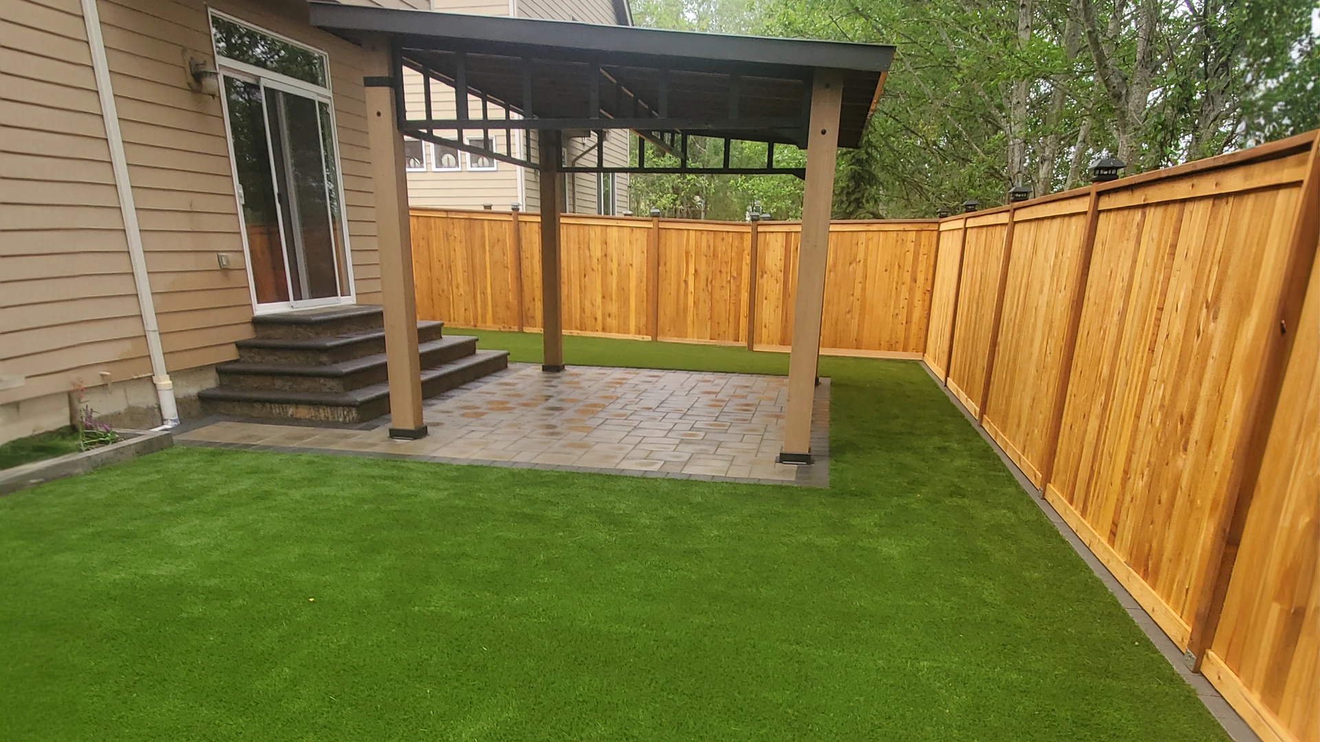 Outdoor Lighting Project in Washington by Ecua Landscaping, photo 2 of 3