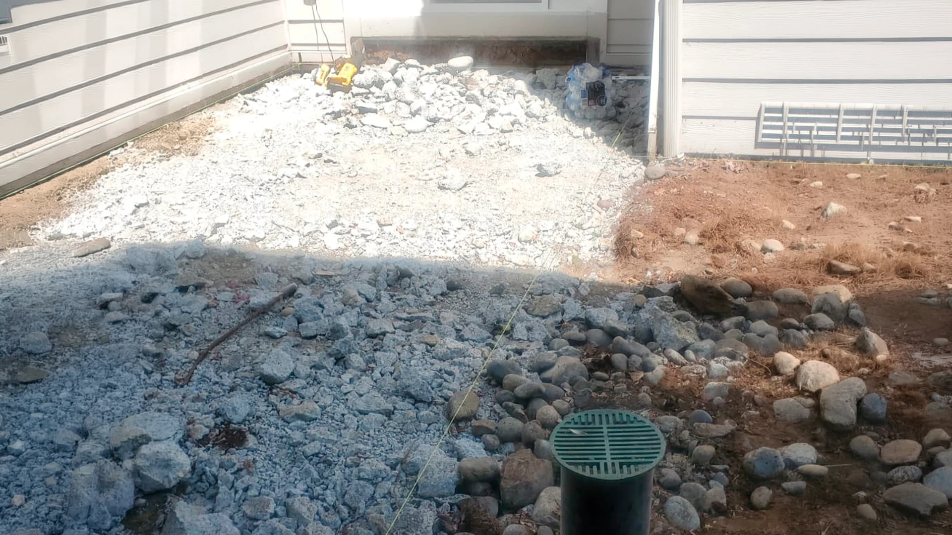 Landscape Lighting Upgrade in Washington by Ecua Landscaping, photo 3 of 10