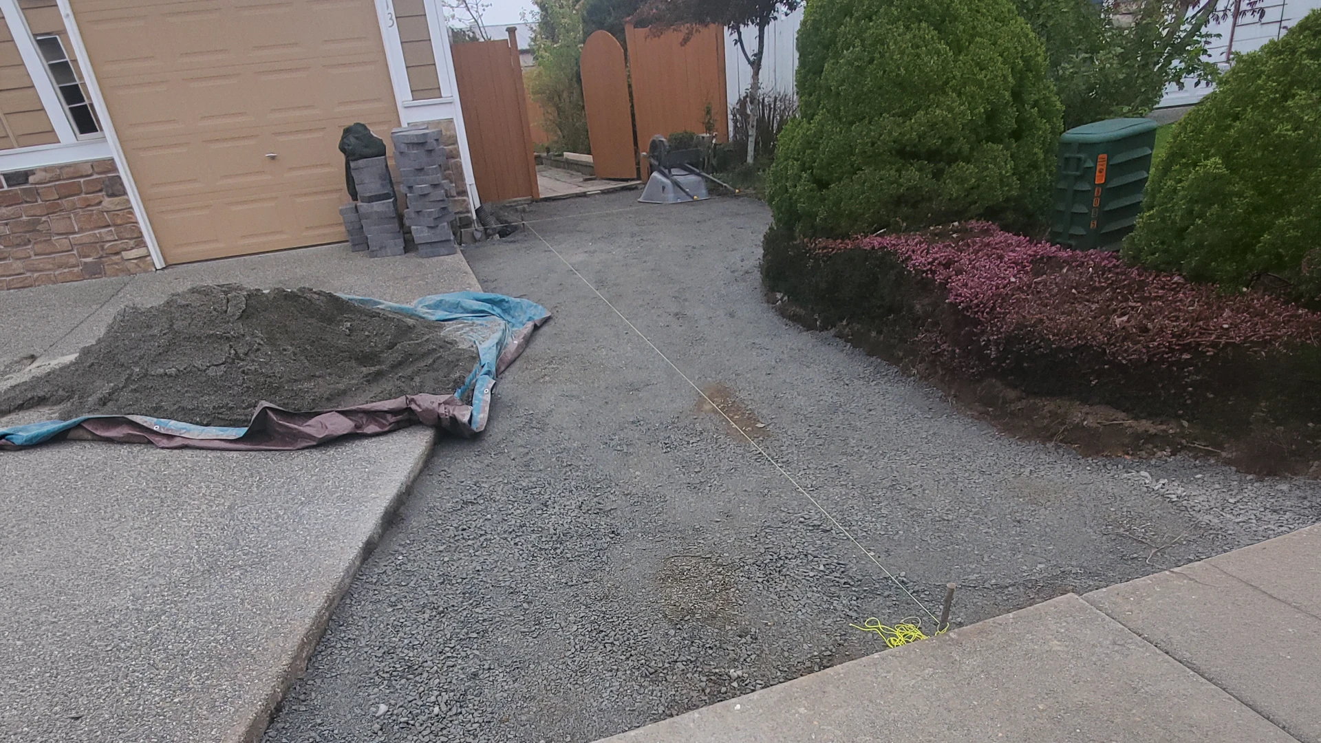 Driveway & Pathway Lighting in Washington by Ecua Landscaping, photo 3 of 5